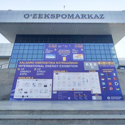 ウズ・ストロイ・エキスポは無事に終了しました!出会いをありがとうございました。未来は明るいです!